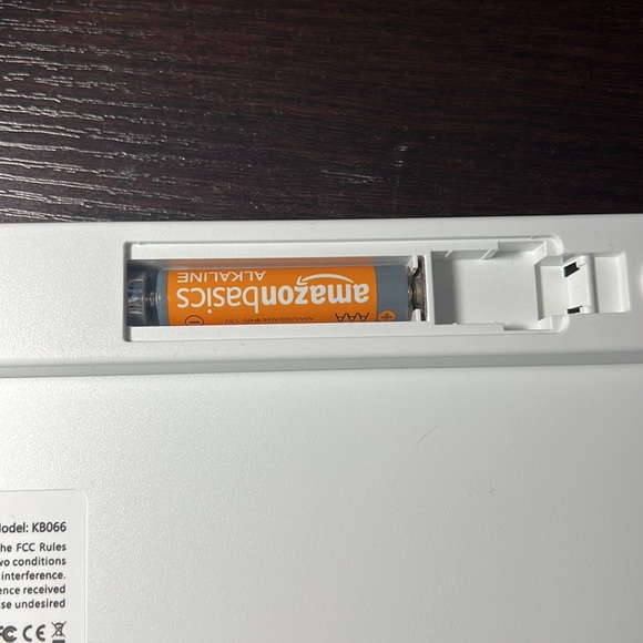 Bluetooth Wireless Keyboard - Picture 5 of 5